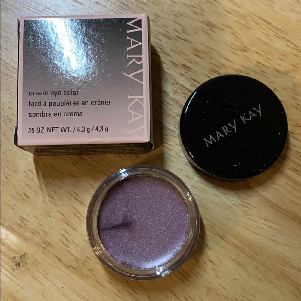 Mary Kay Cream Eye Color in Violet Storm